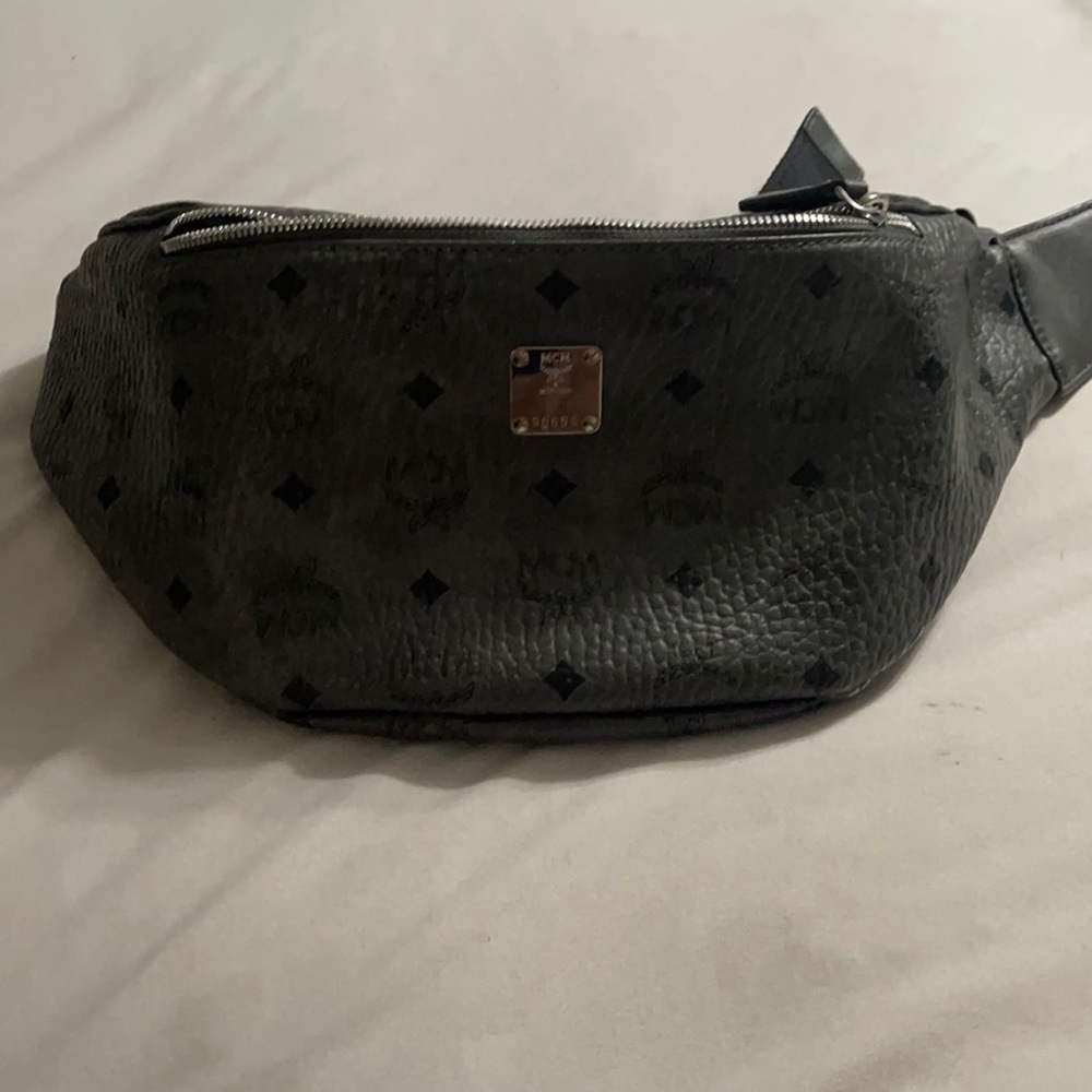 Cross Body Fannie Pack